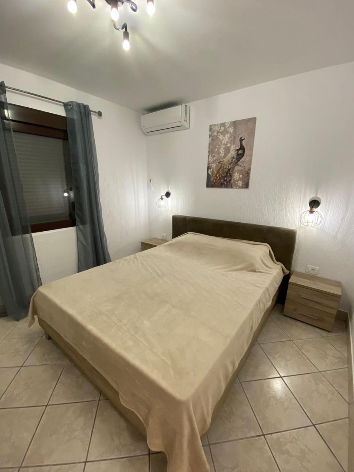 Apartmani Lime Petrovac Exteriör bild