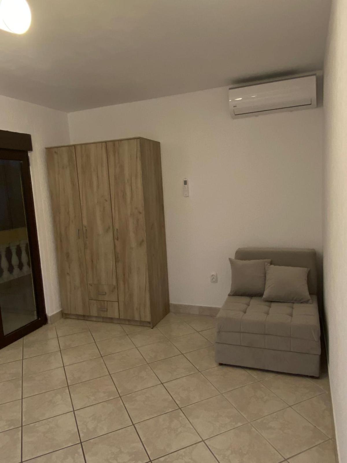 Apartmani Lime Petrovac Exteriör bild