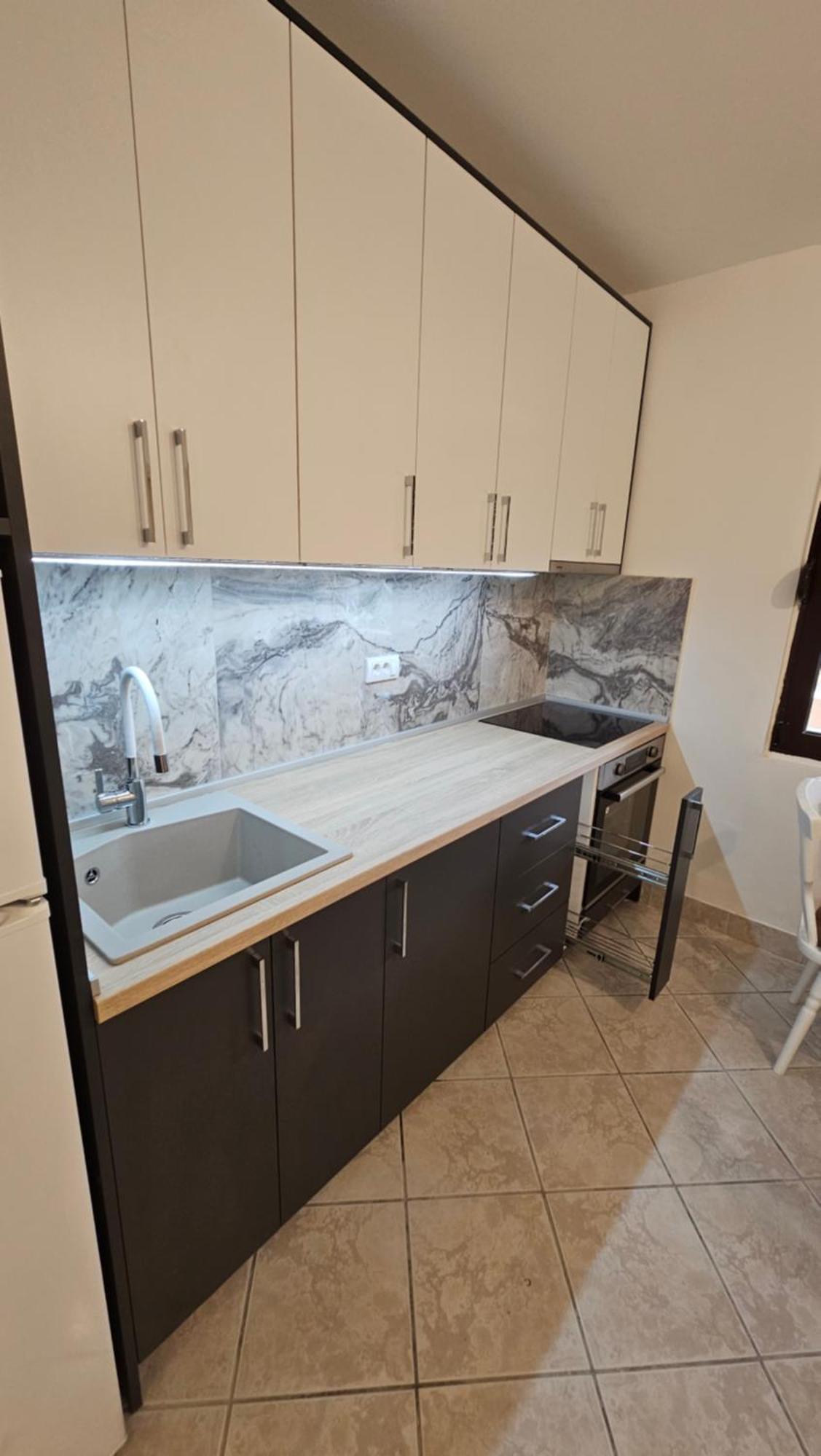 Apartmani Lime Petrovac Exteriör bild