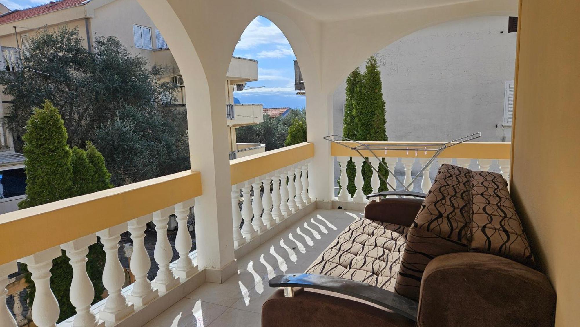 Apartmani Lime Petrovac Exteriör bild
