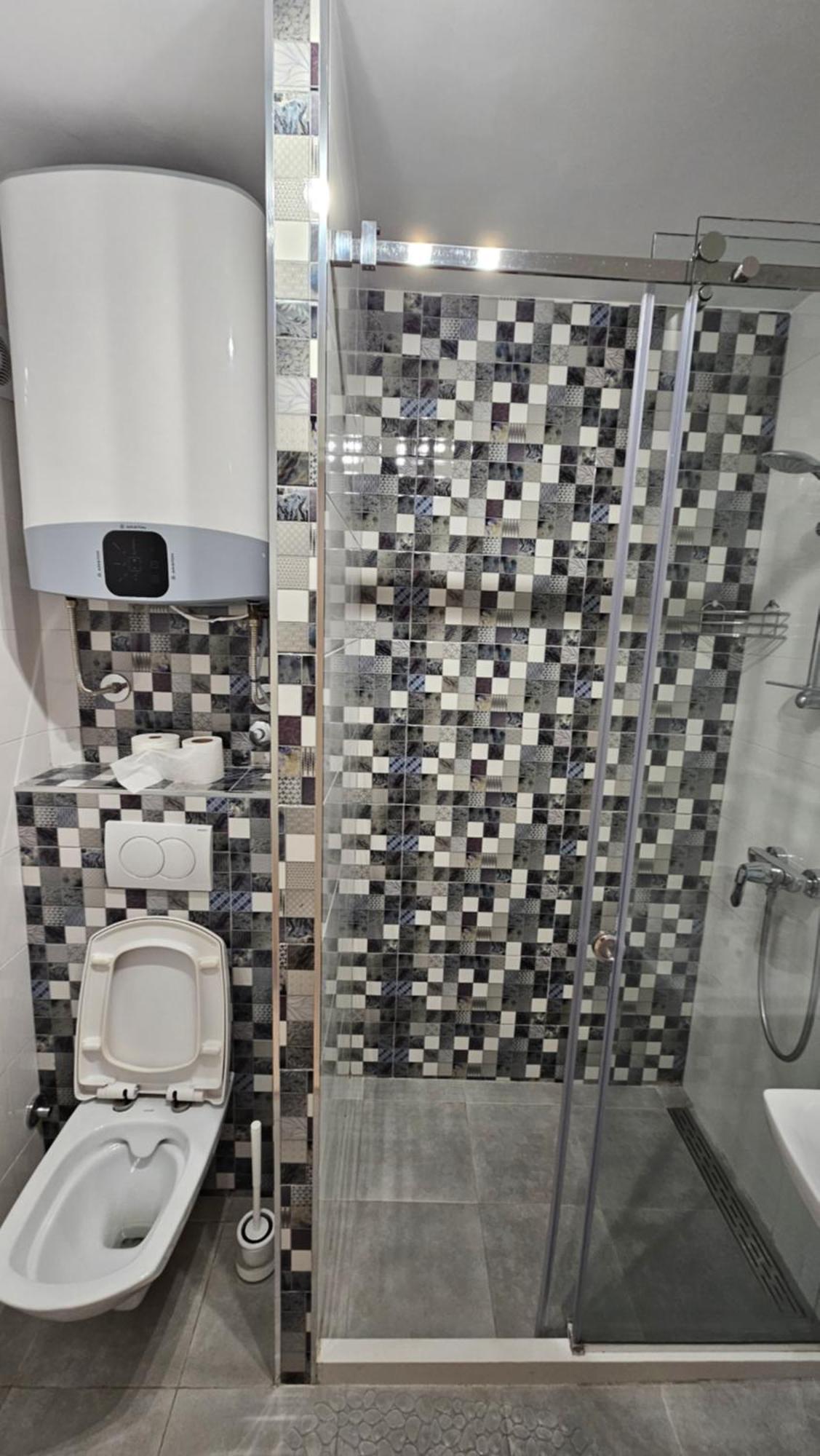 Apartmani Lime Petrovac Exteriör bild