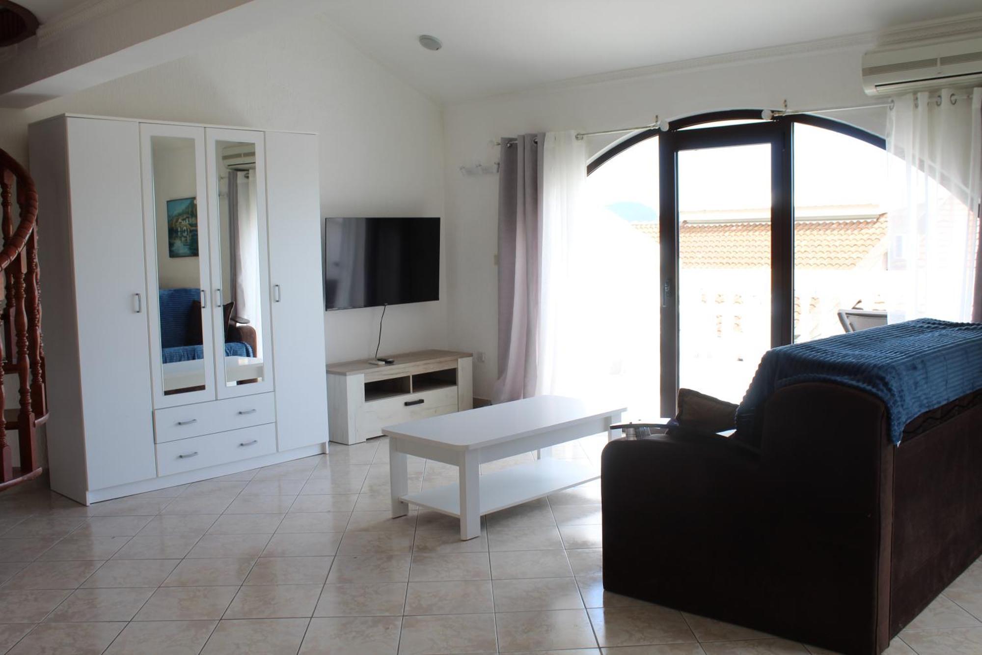 Apartmani Lime Petrovac Exteriör bild